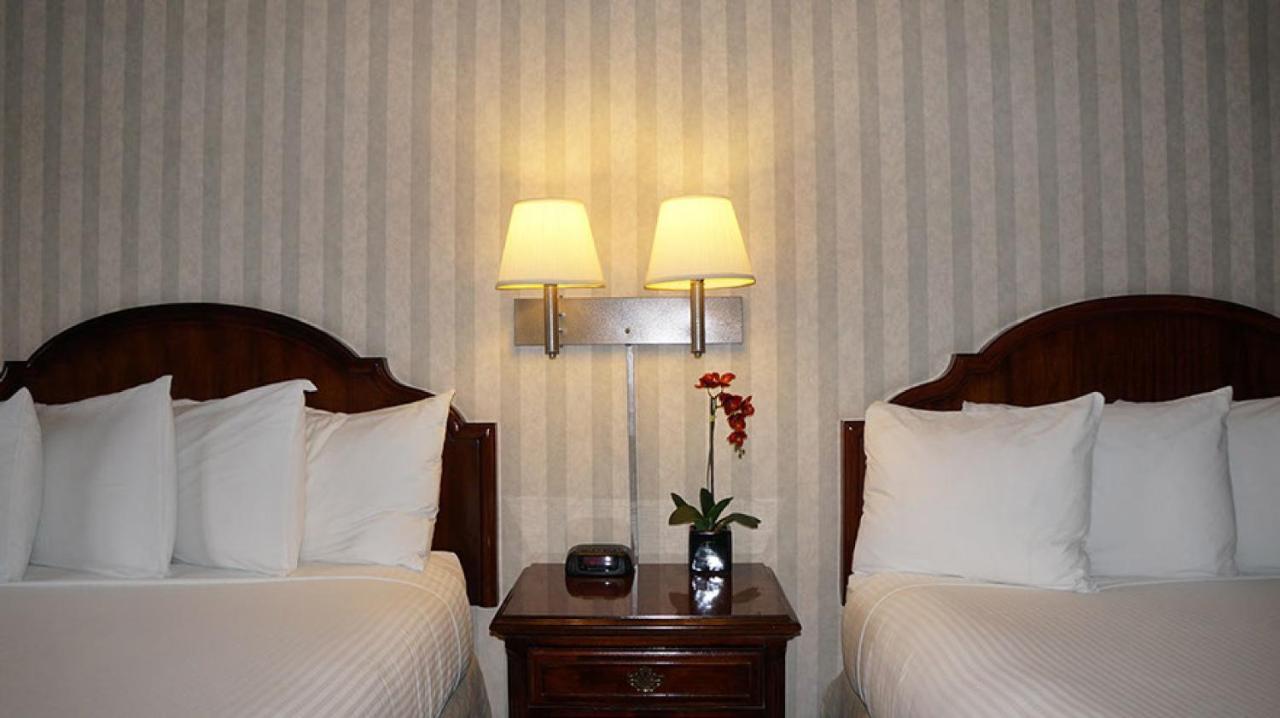 Emerald Dolphin Inn & Mini Golf Fort Bragg Ngoại thất bức ảnh