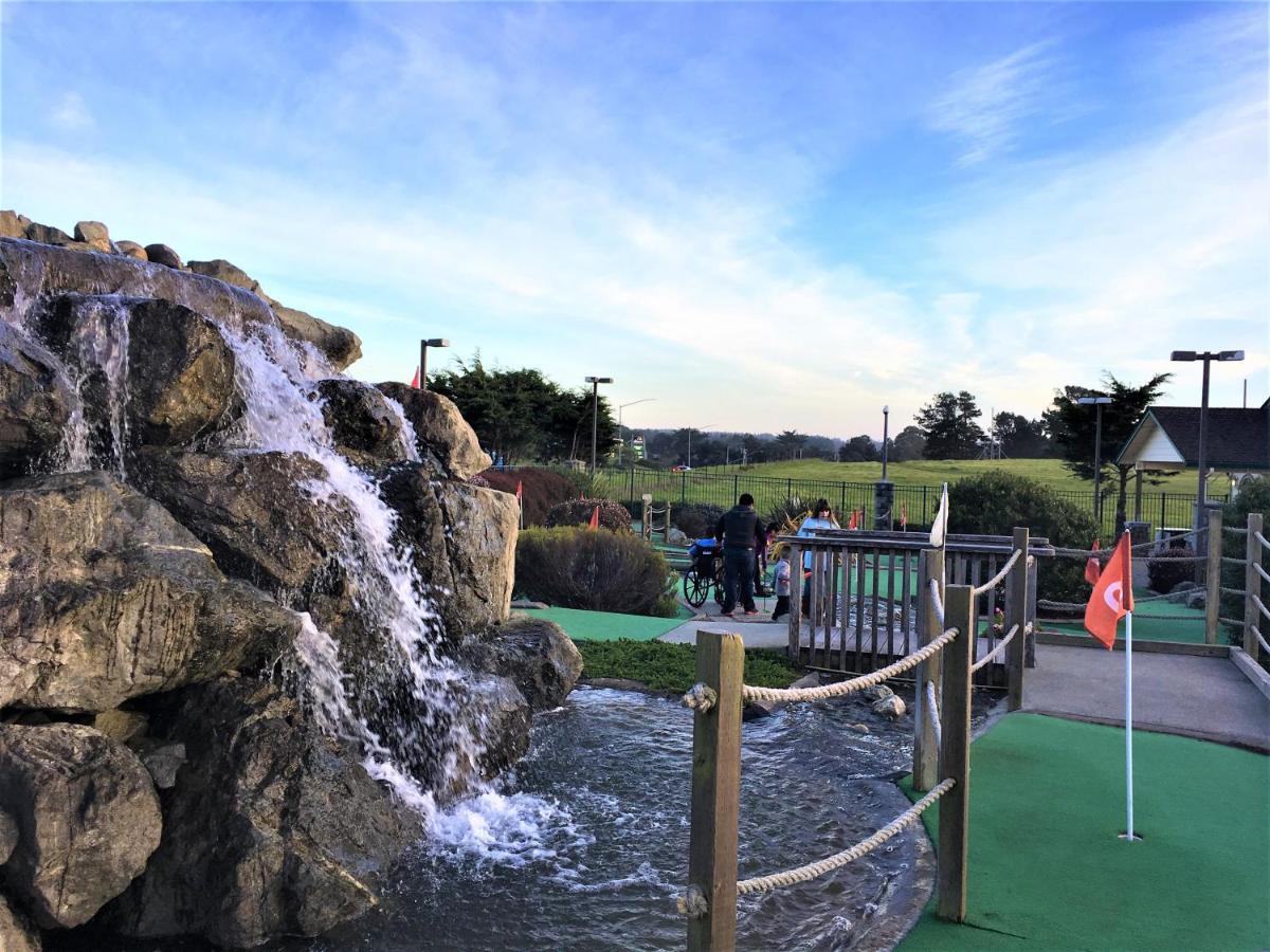 Emerald Dolphin Inn & Mini Golf Fort Bragg Ngoại thất bức ảnh